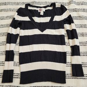 SO Vintage Y2K Retro Black & White Striped V Neck Stretch Long Sleeve Sweater- S